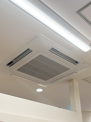 吹田市 商業施設 日立ビル用マルチエアコン設置写真