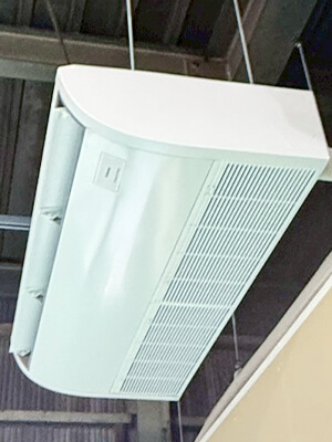 八潮市 工場 天吊りエアコン設置写真